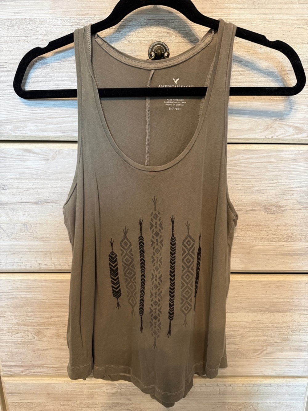 Women’s American Eagle Outfitters Olive Green Racerback Tank size small